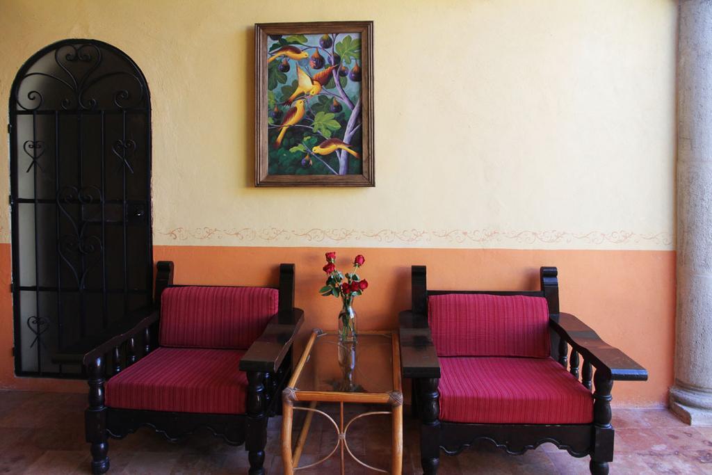 Hotel Maria Del Carmen Mérida Exteriör bild